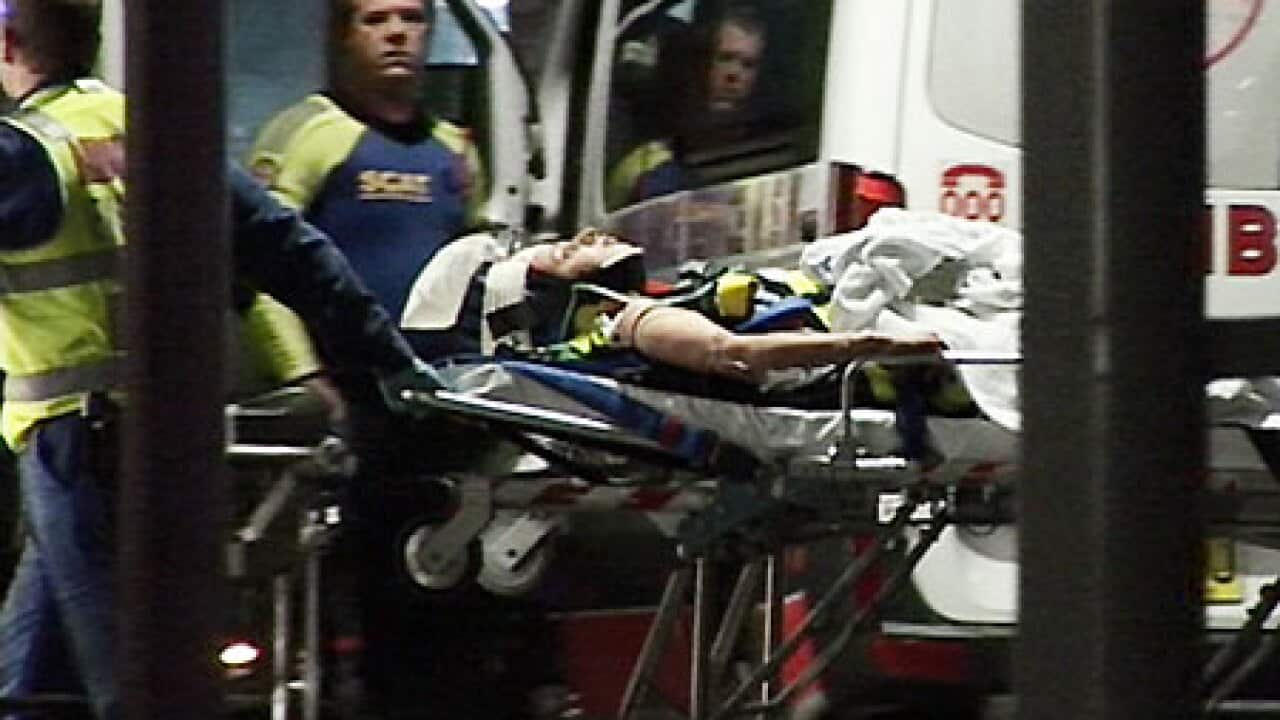 syd_harbour_boat_crash_2611_B_aap_2003992826