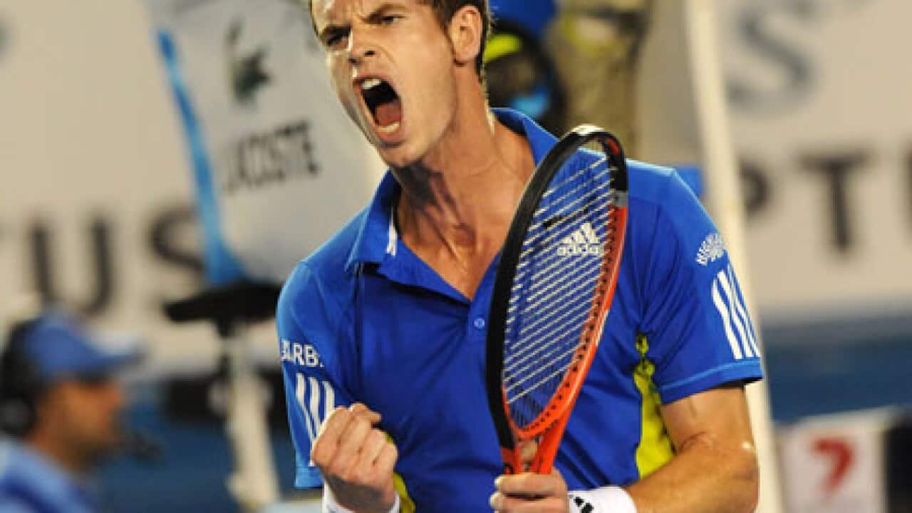 Andy_murray_snarl_020210_B_aap_1489538590