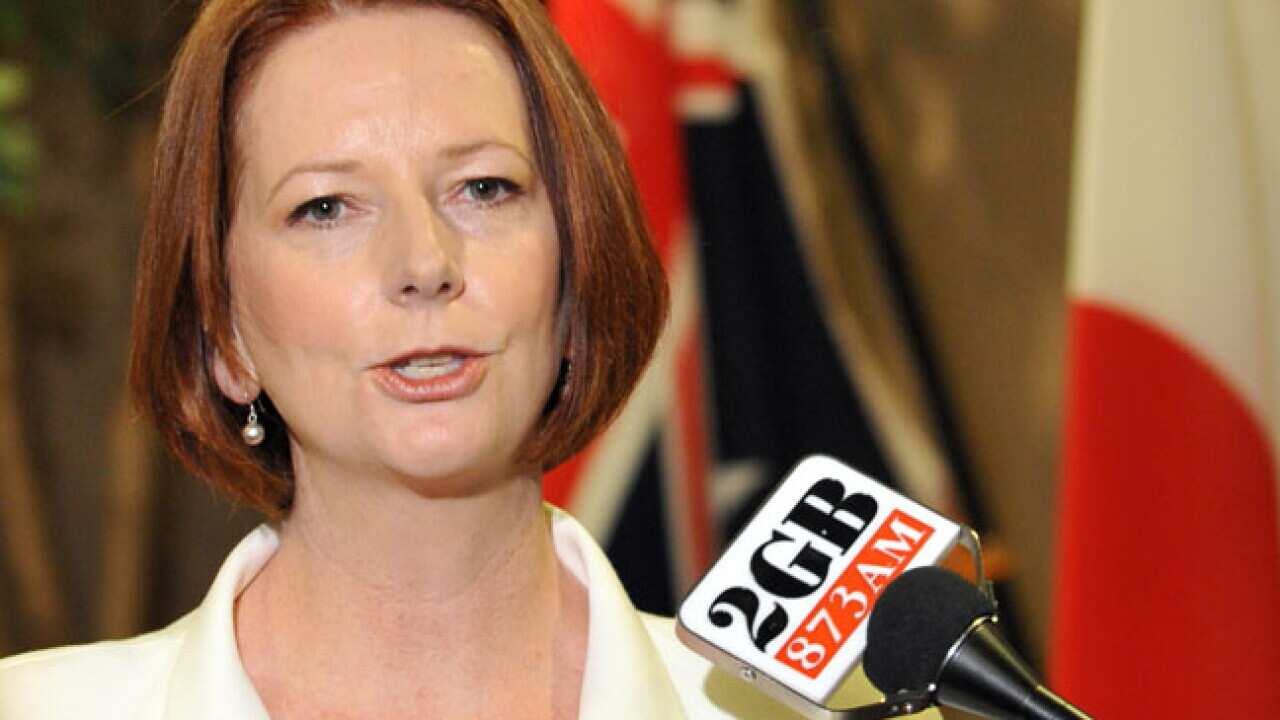 Gillard_sympathy_japan_b_20110421_getty_1961374891