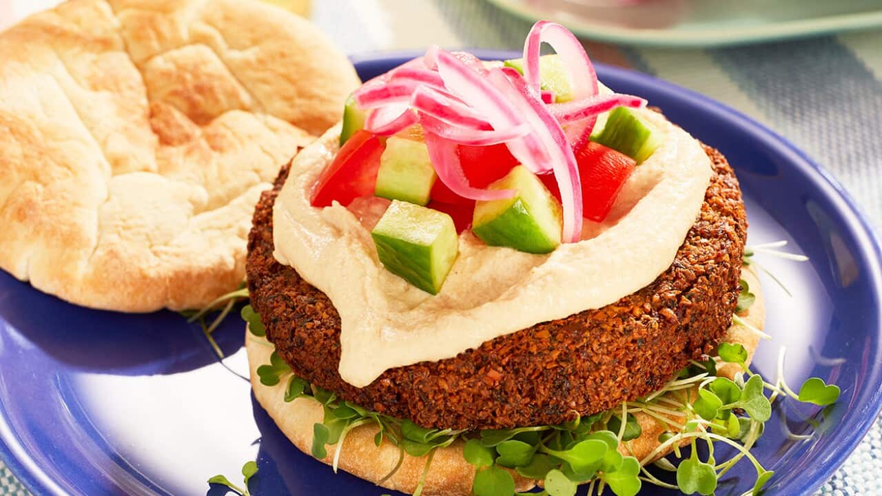 Falafel burgers