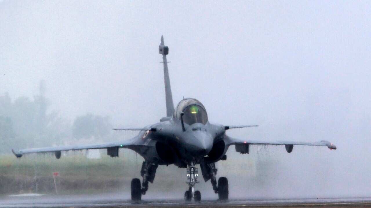 Rafale fighter jet plane