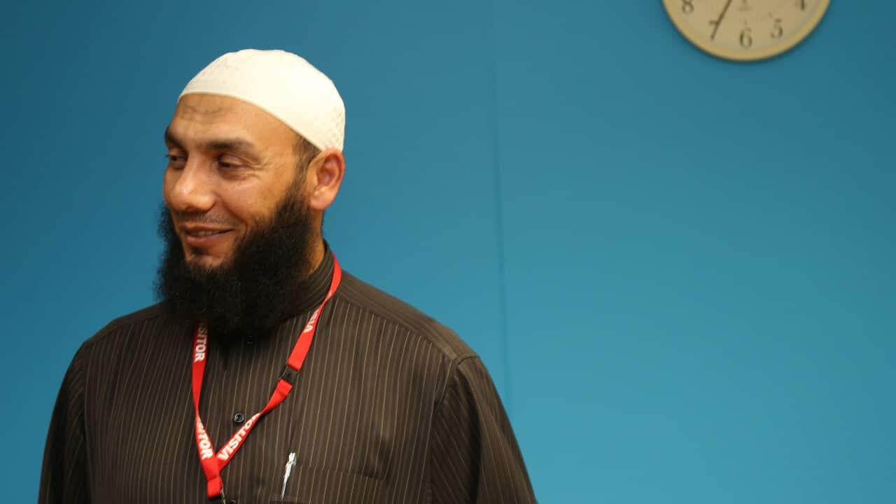 dr_mohamad_abdalla_at_the_meeting_aap.jpg