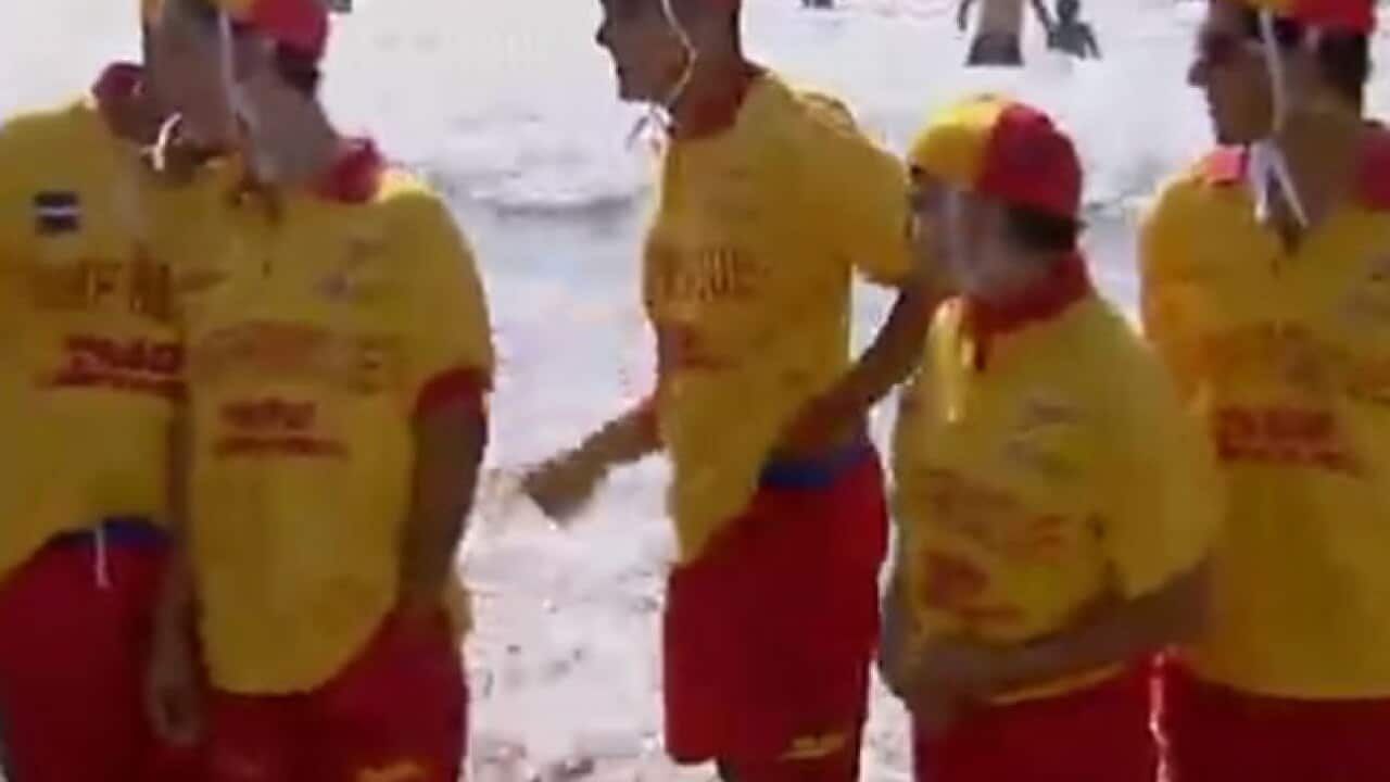 lifesavers_b_sbs_1077563468