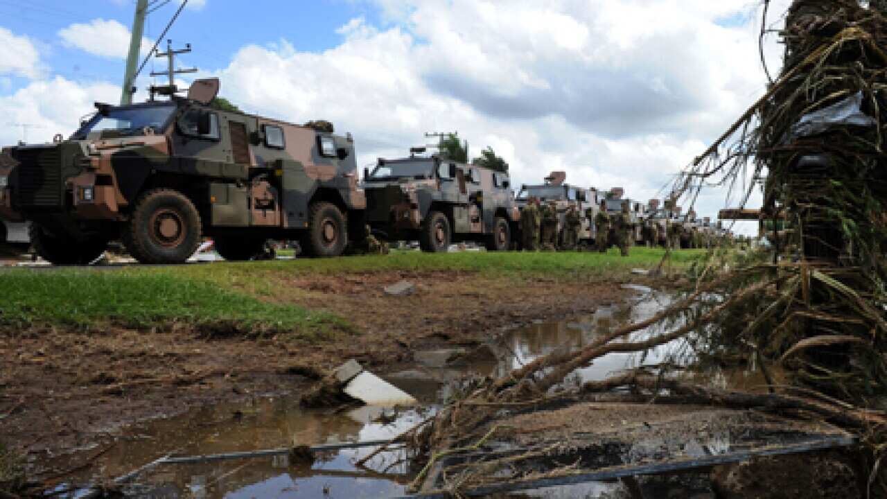 grantham_floods_army_b_110114_aap_1025475988