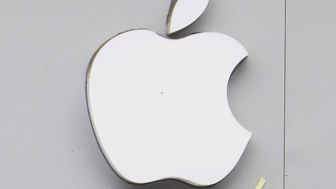 Apple raises record $16.47b in bond sale