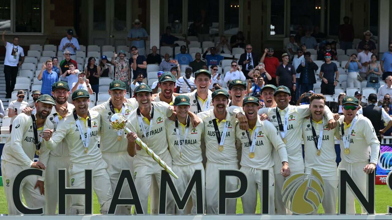 TOPSHOT-CRICKET-AUS-IND