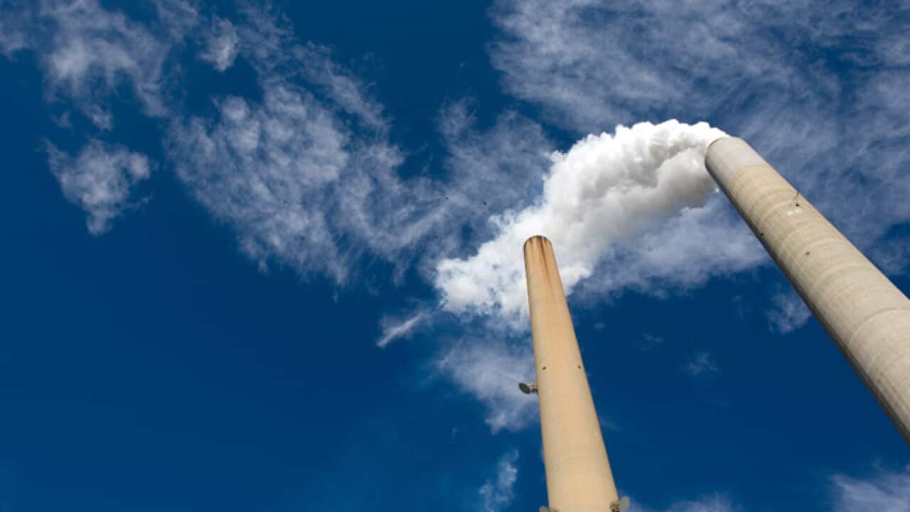 smokestackcarbontax_B_afp-getty_110301_630830209