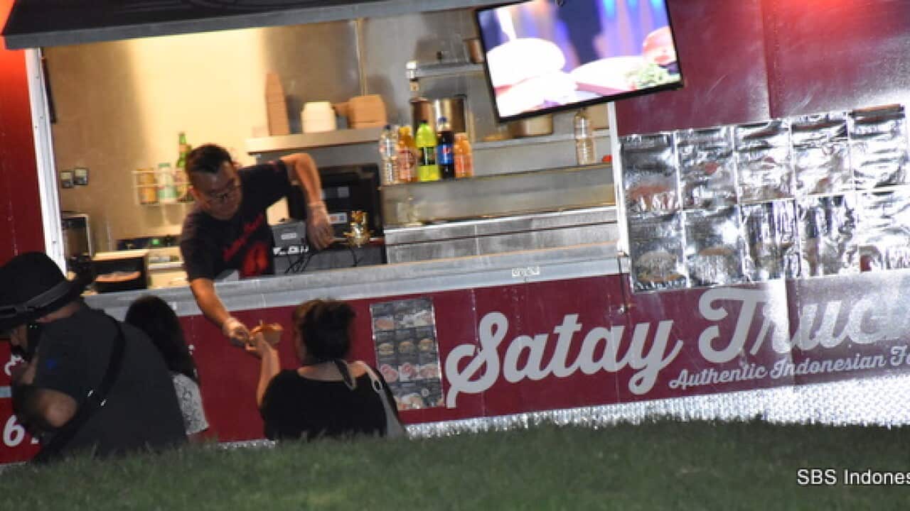 Benny Tanur - Satay Truck, Alexander Garden, Melb 30Nov17