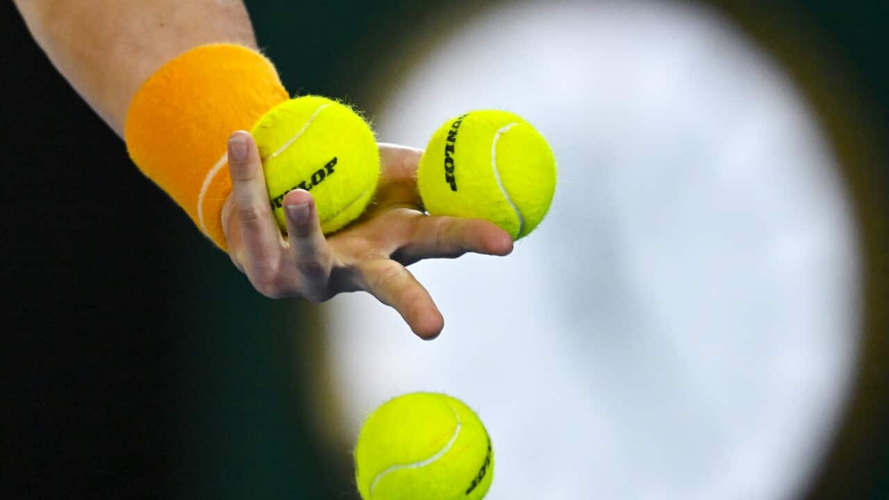 Tennis balls (AAP Image/Lukas Coch)