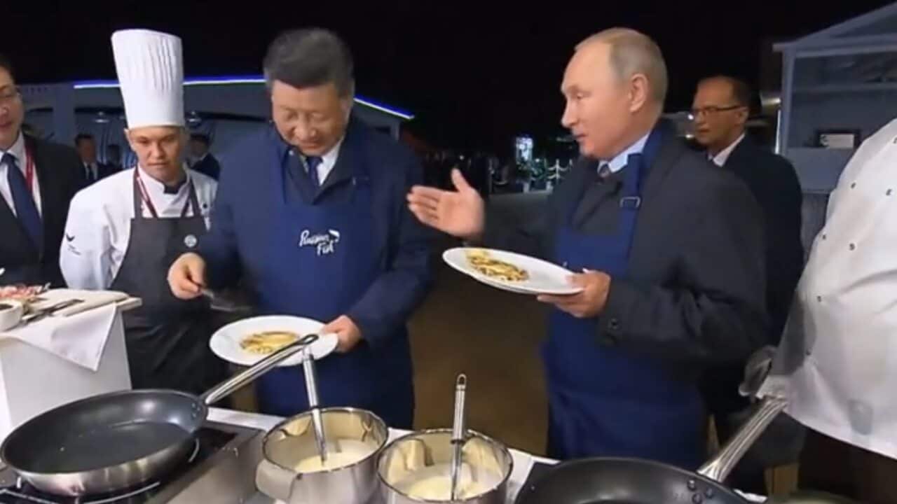 Putin and Xi treat themselves with pancakes, vodka and caviar