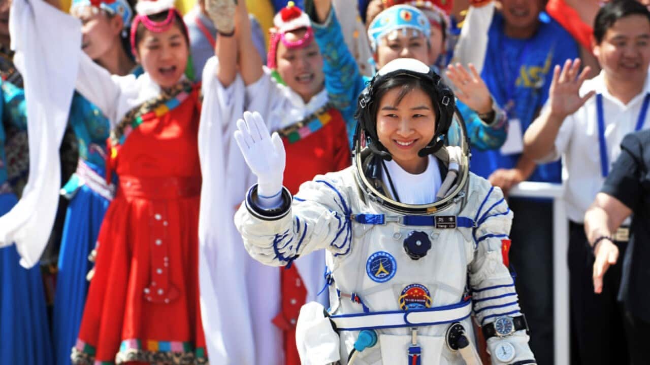 China_Shenzhou-9-spacecraft_120618_b_AAP_1270507439