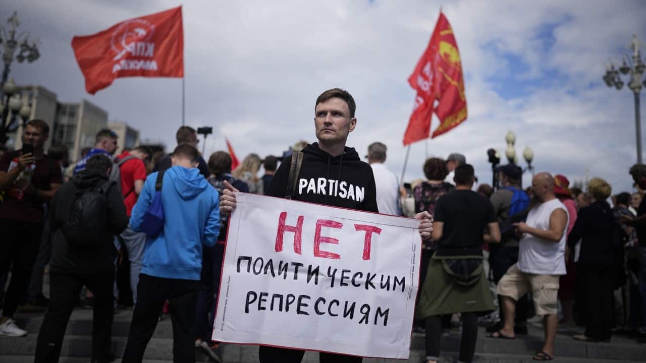 An anti-vaccination protest in the center of in Moscow