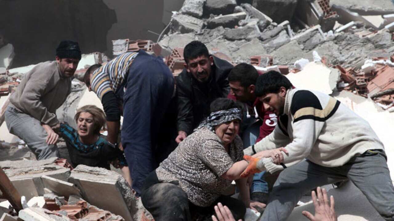 turkey_quake_b_111024_aap_149500344