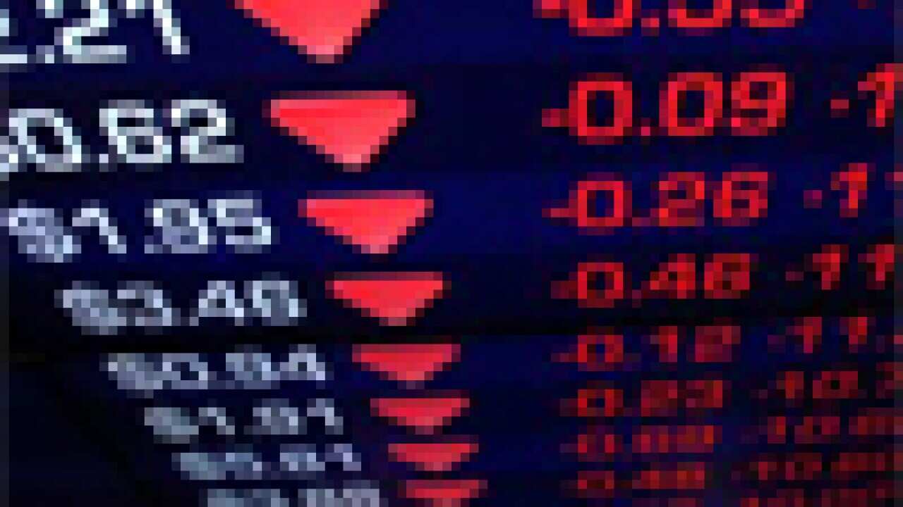 stocksdown100_667329766