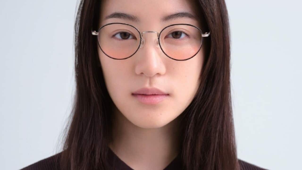 JINS releases new lens "Cheek Color Lens" that enhances the complexion of cheeks-Healthy "Peach Pink" and other 3 colors