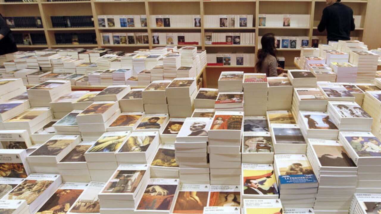 books_121122_L_Getty_511145647