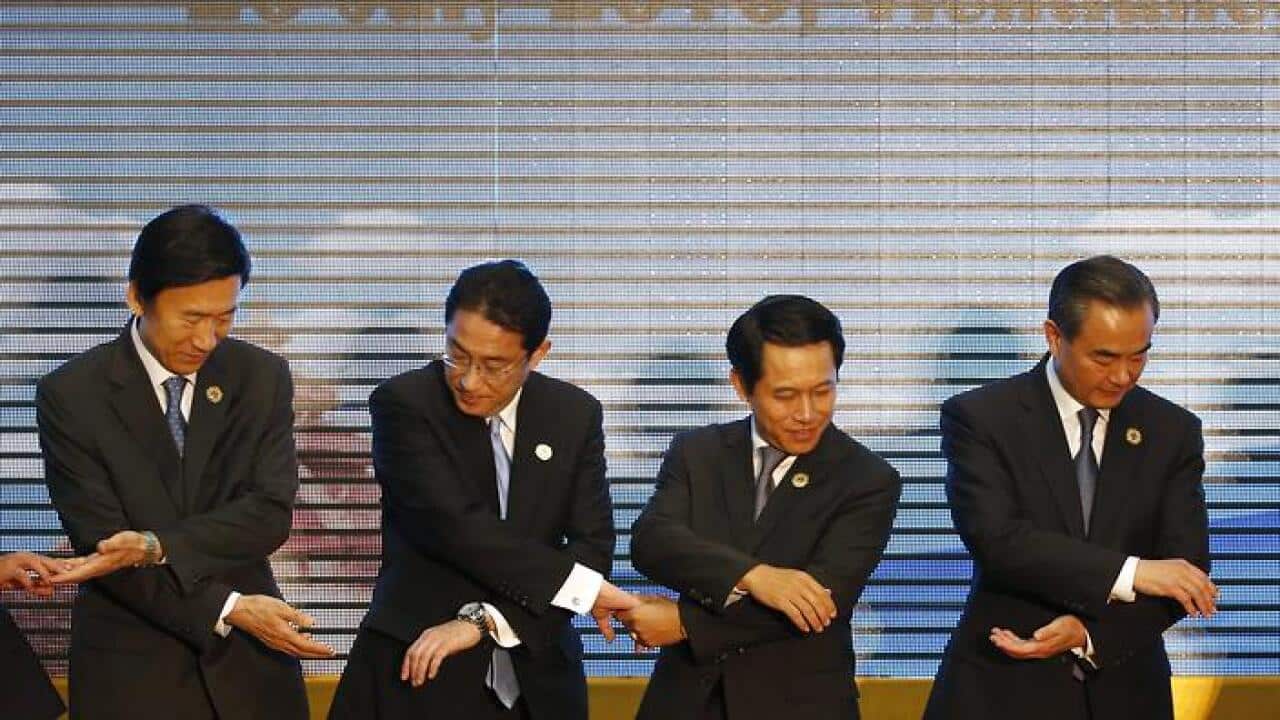 ASEAN foreign ministers in Lao, 26 July 2016. (AAP)