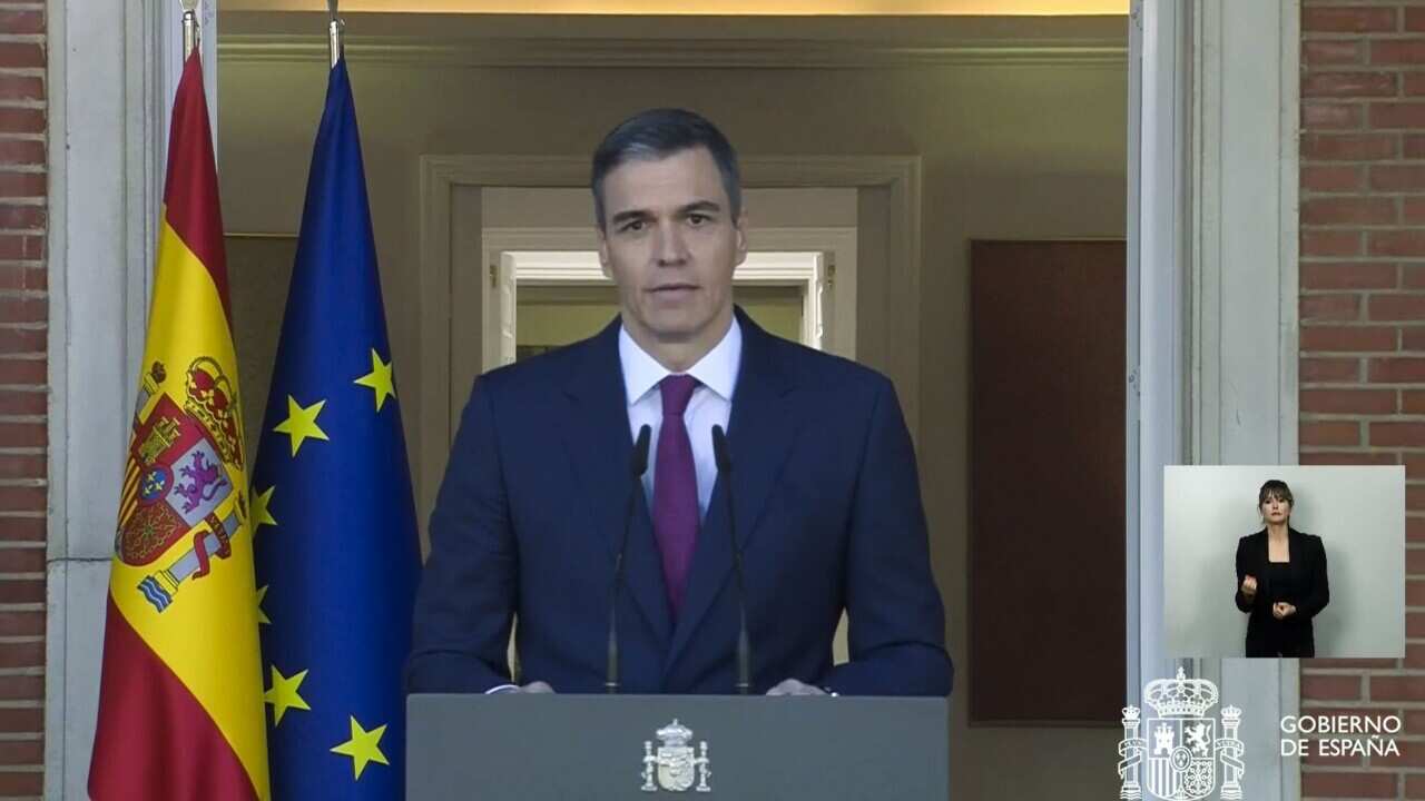 Spain's Pedro Sanchez decides to continue as Prime Minister