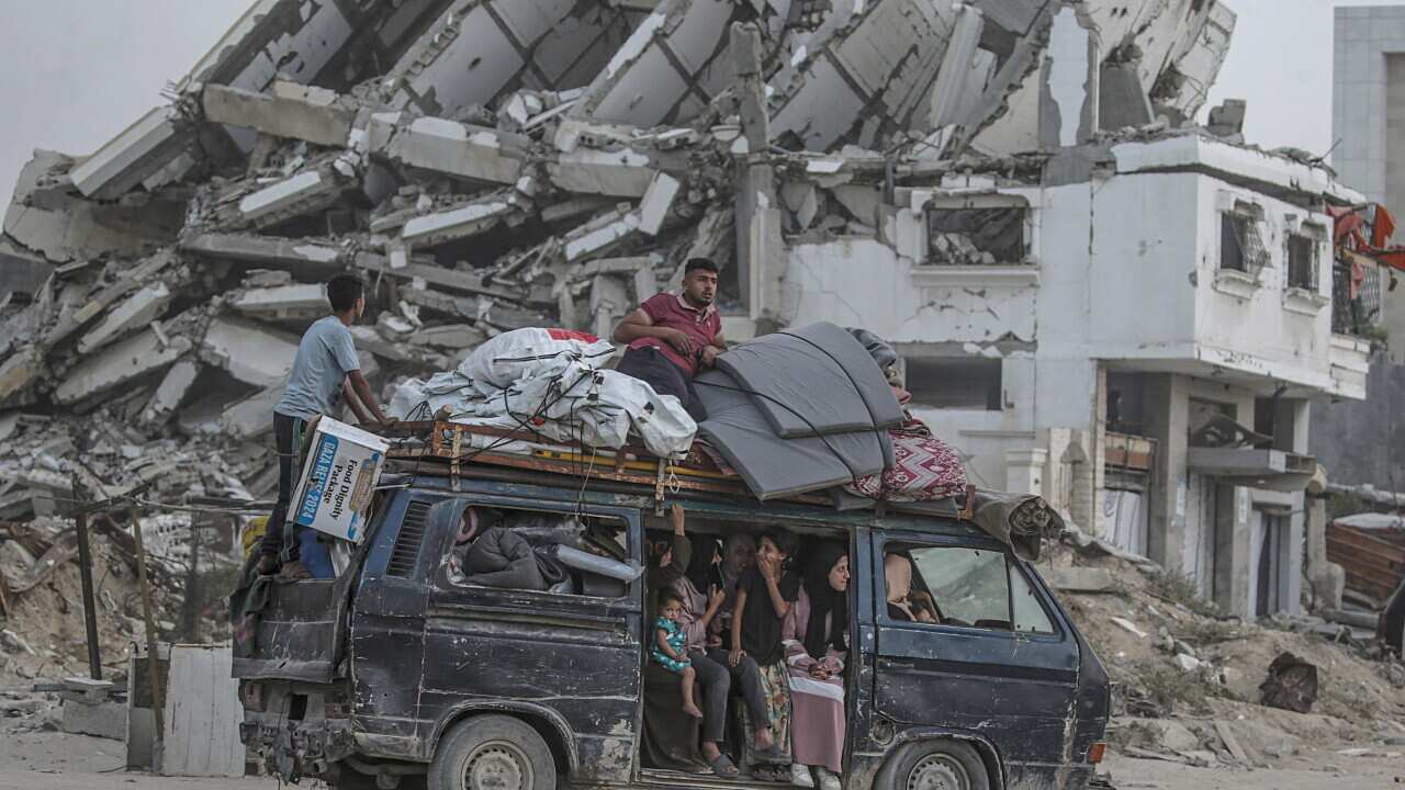 Internally displaced Palestinians from the northern Gaza Strip