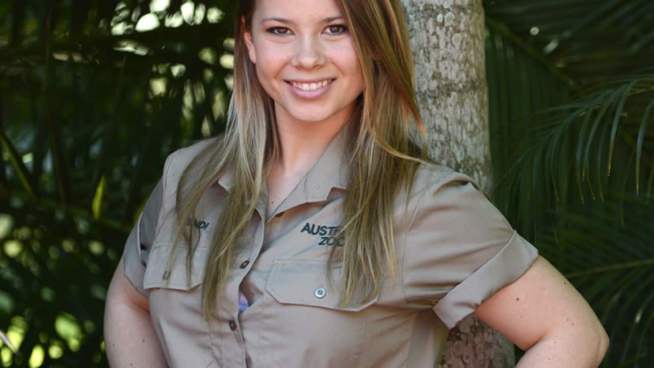 Bindi Irwin poses for photos at Australia Zoo
