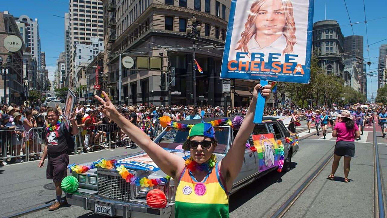 Free Chelsea Manning protest sign