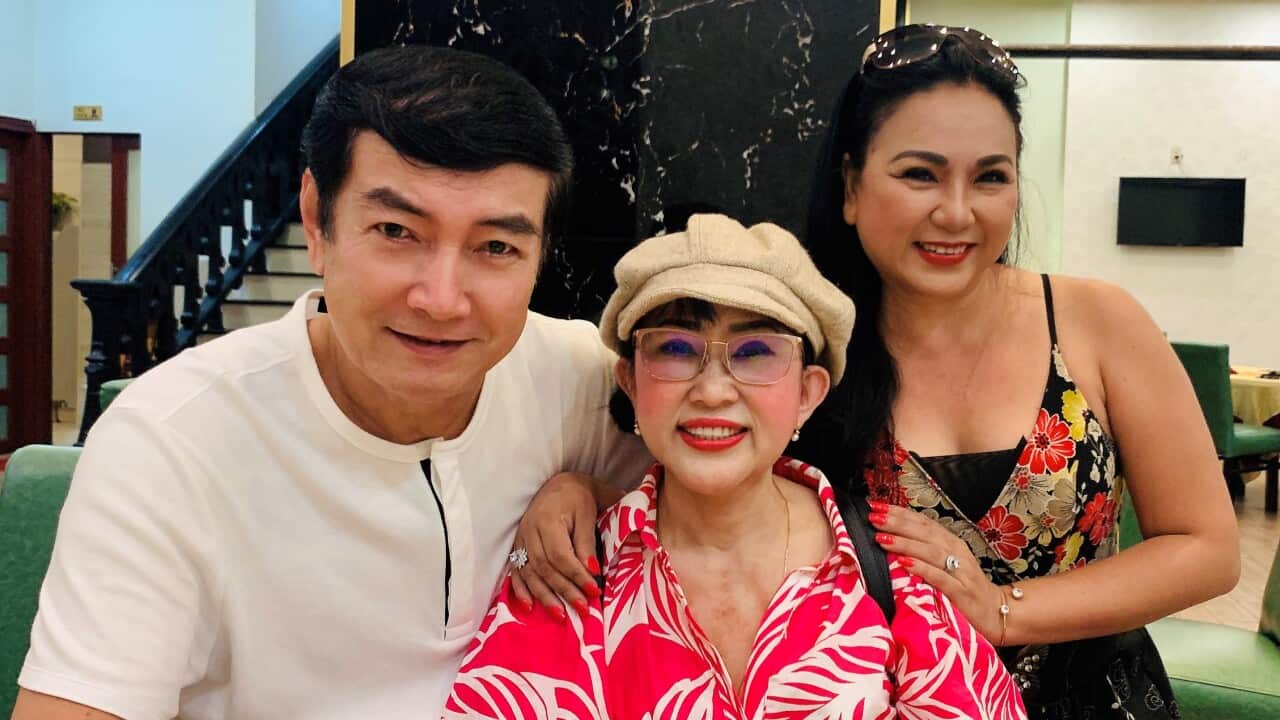 Các nghệ sĩ Hoàng Ẩn, Ngọc Hà và Tố Loan.jpg