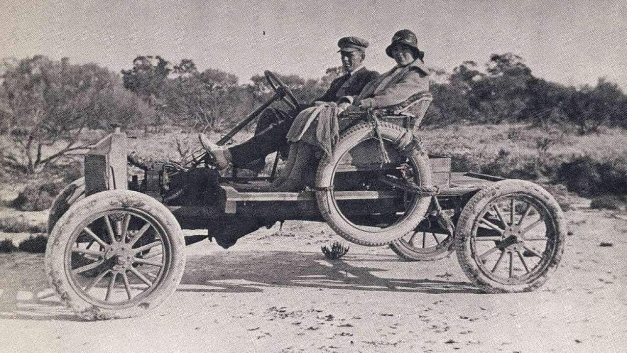 1909 T Model Ford on Wirraminna, a sheep station in South Australia - 1920s