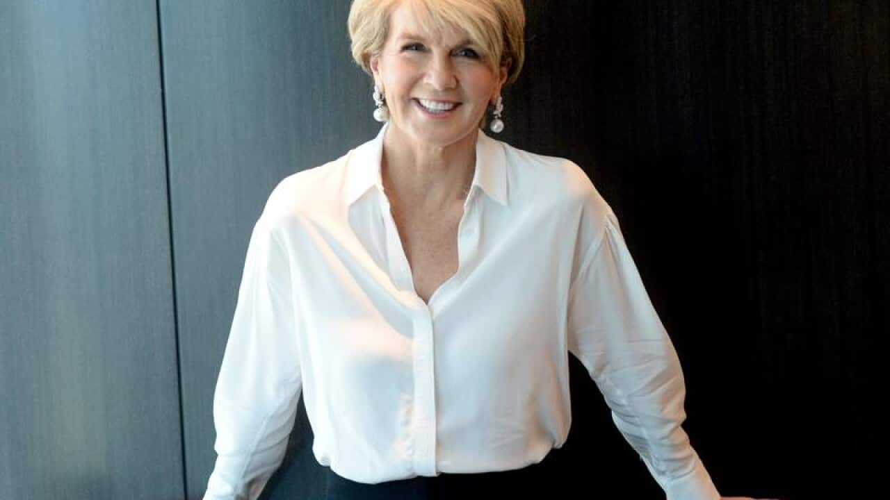 JULIE BISHOP WHITE SHIRT CAMPAIGN