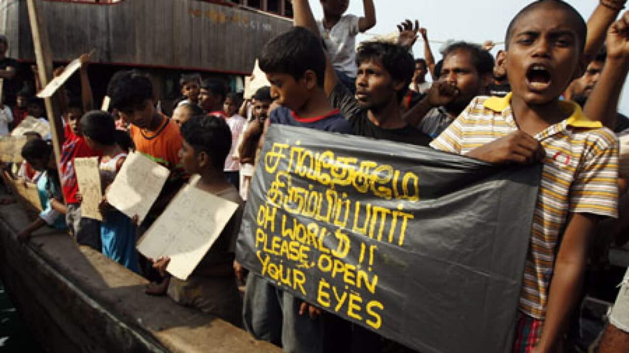 srui_lanka_asylum_seekers_091104_aap_437308501