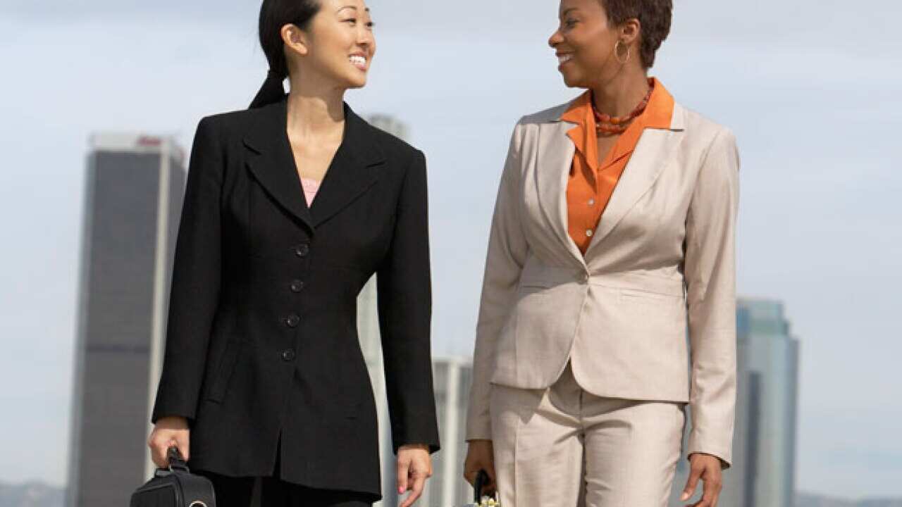 business_women_101012_B_aap_1413797105