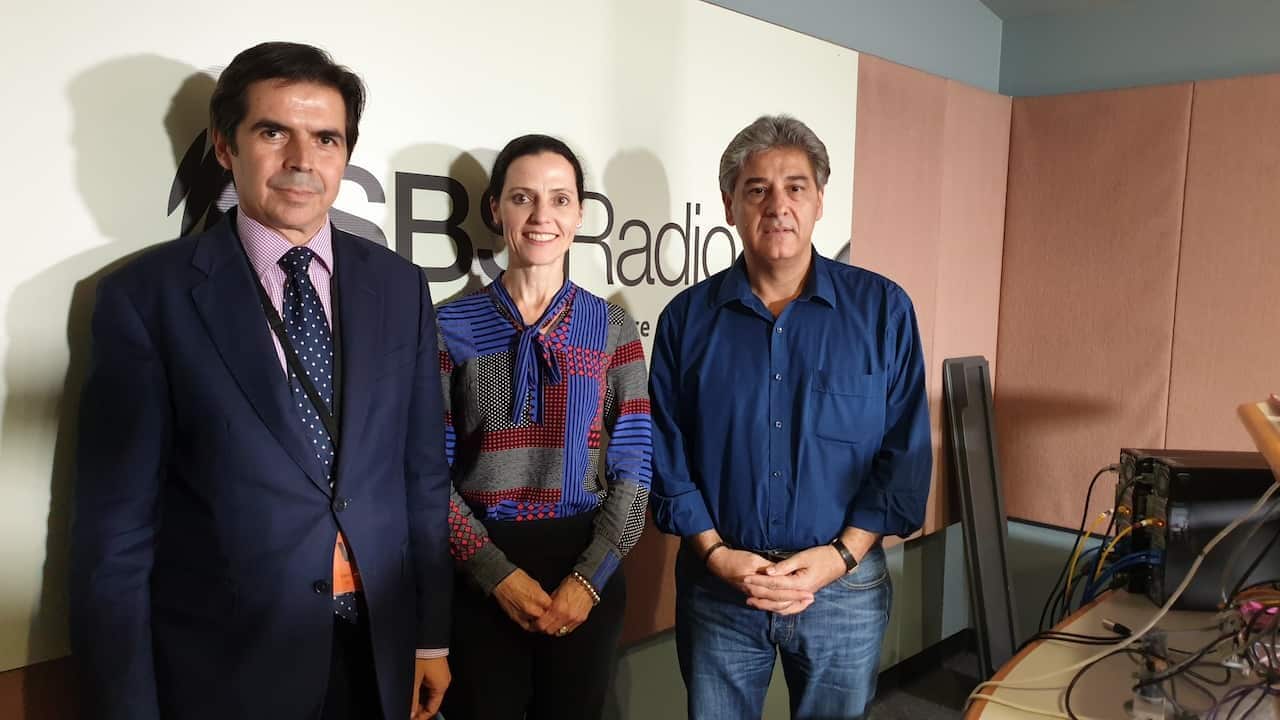 Χρήστος Καρράς- Επίσκεψη στο SBS.jpg