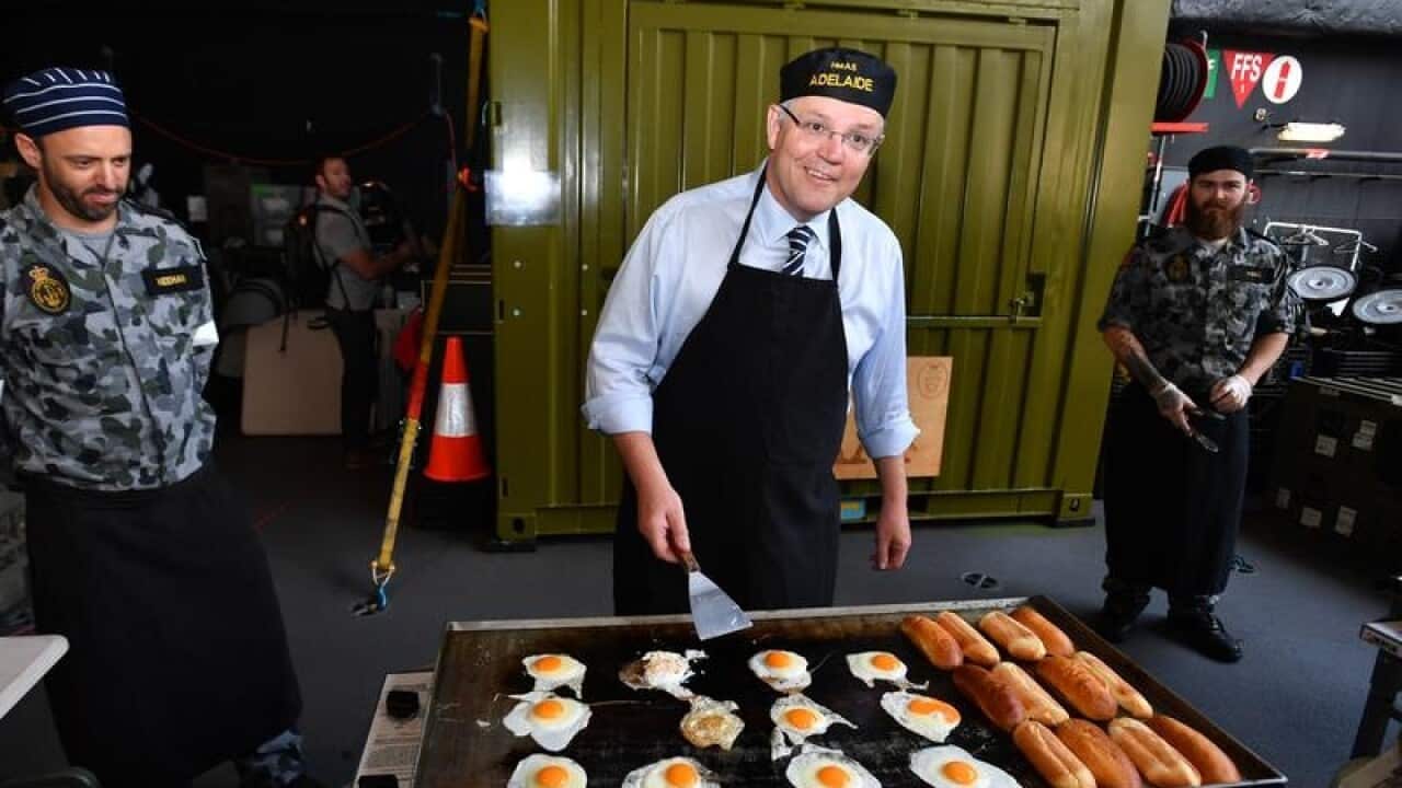 Scott Morrison cooks breakfast