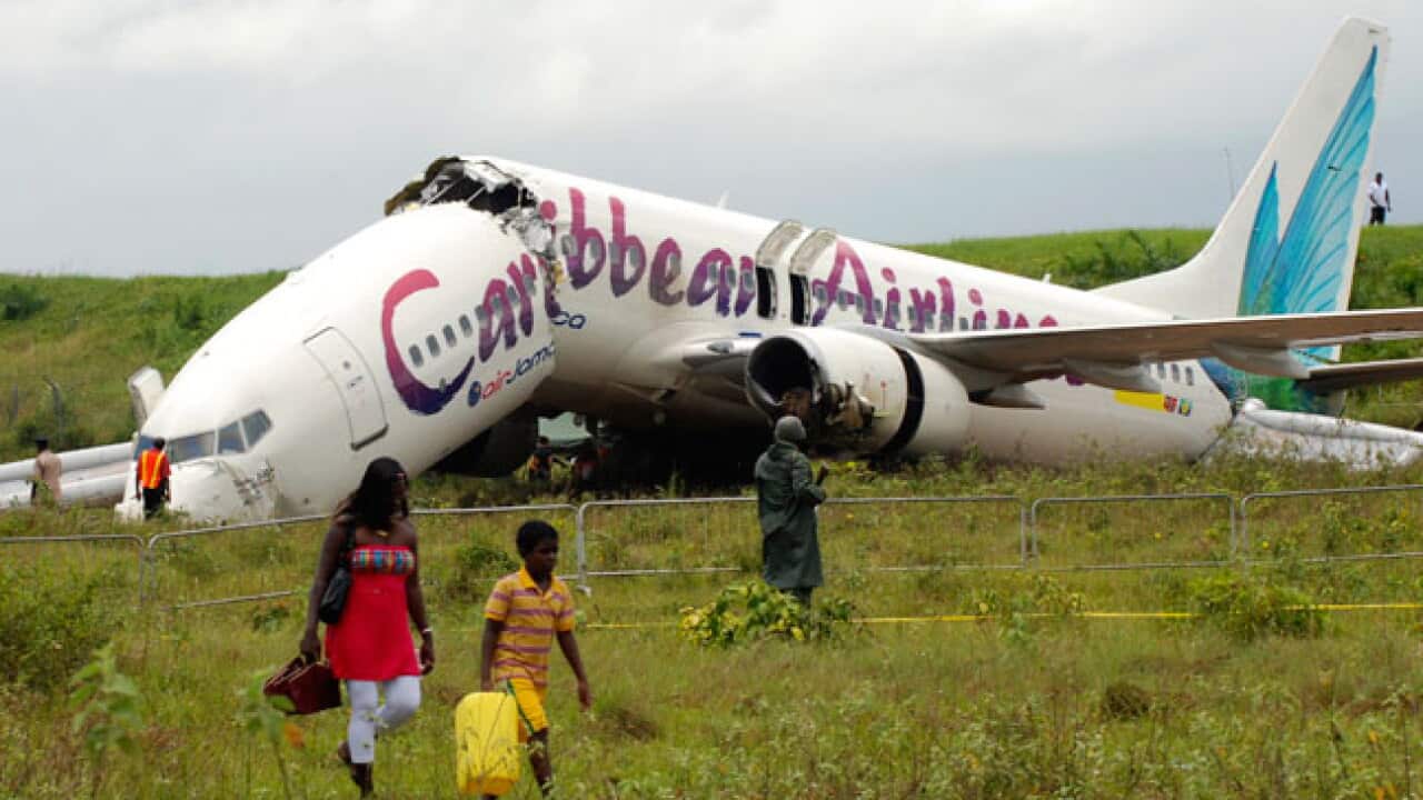 guyana_planecrash_110731_B_aap_1562436474
