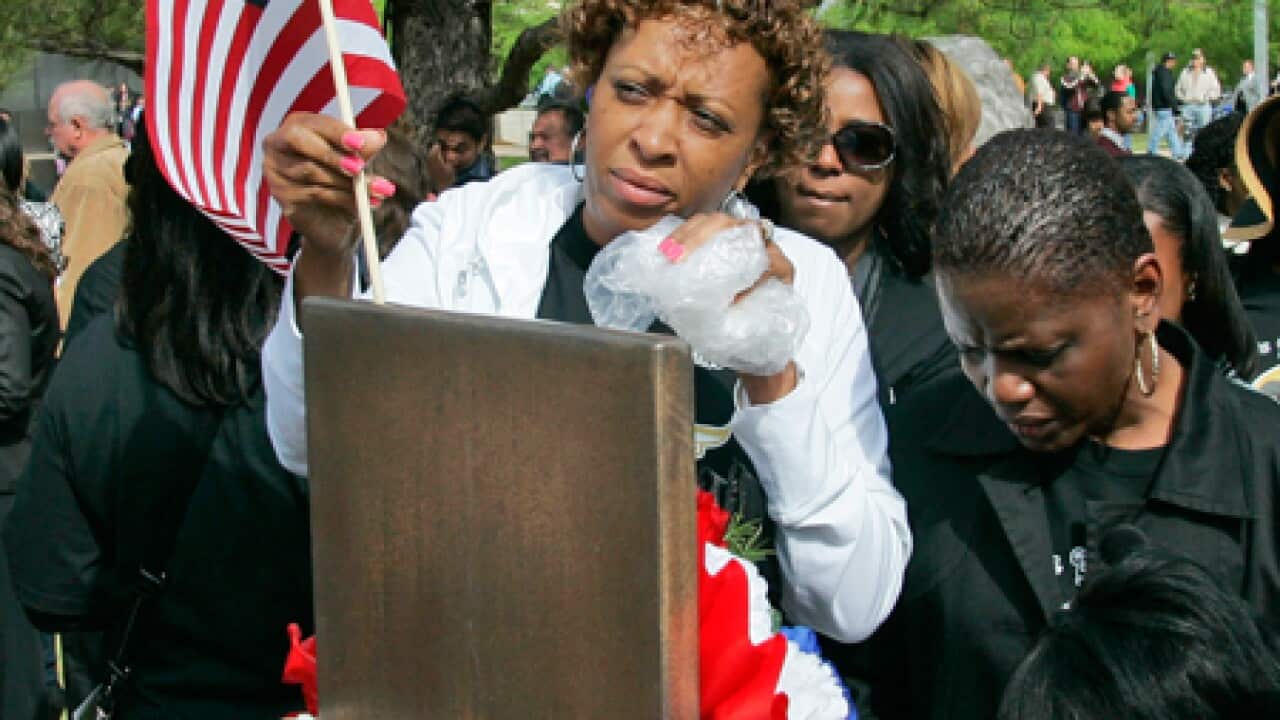 oklahoma_bombing_memorial_100420_B_ap_340947970