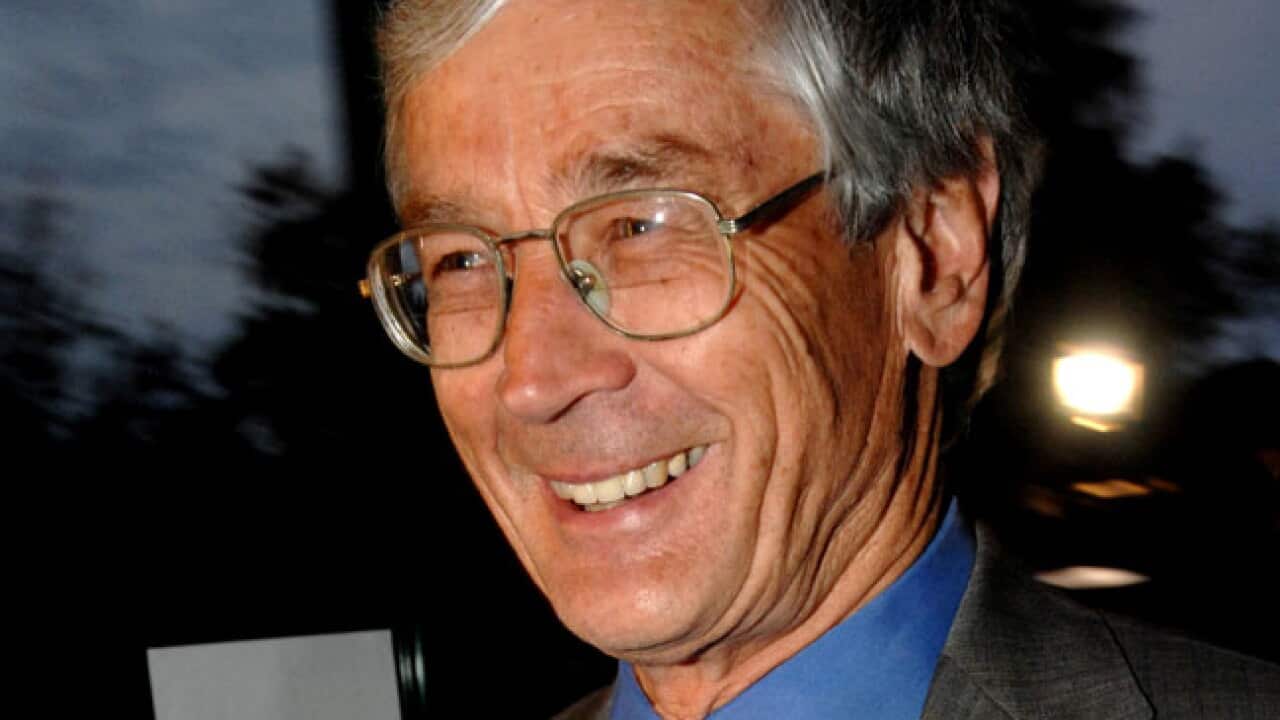 dick_smith_B_110530_aap_663552214