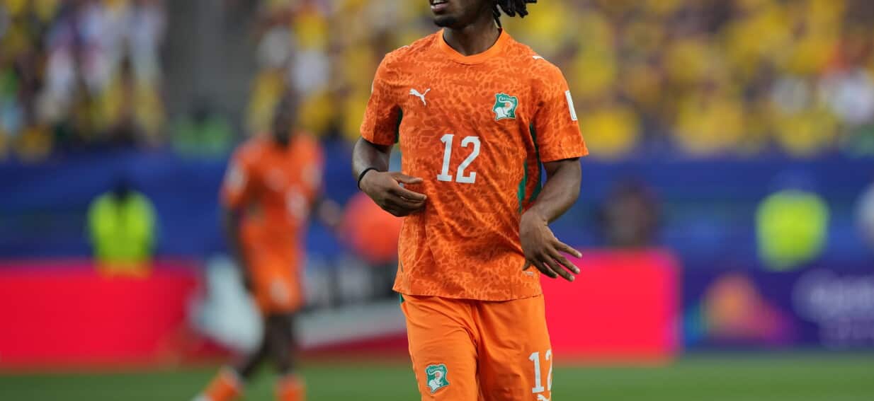 Ivory Coast's Wahi cleared to travel to Canada