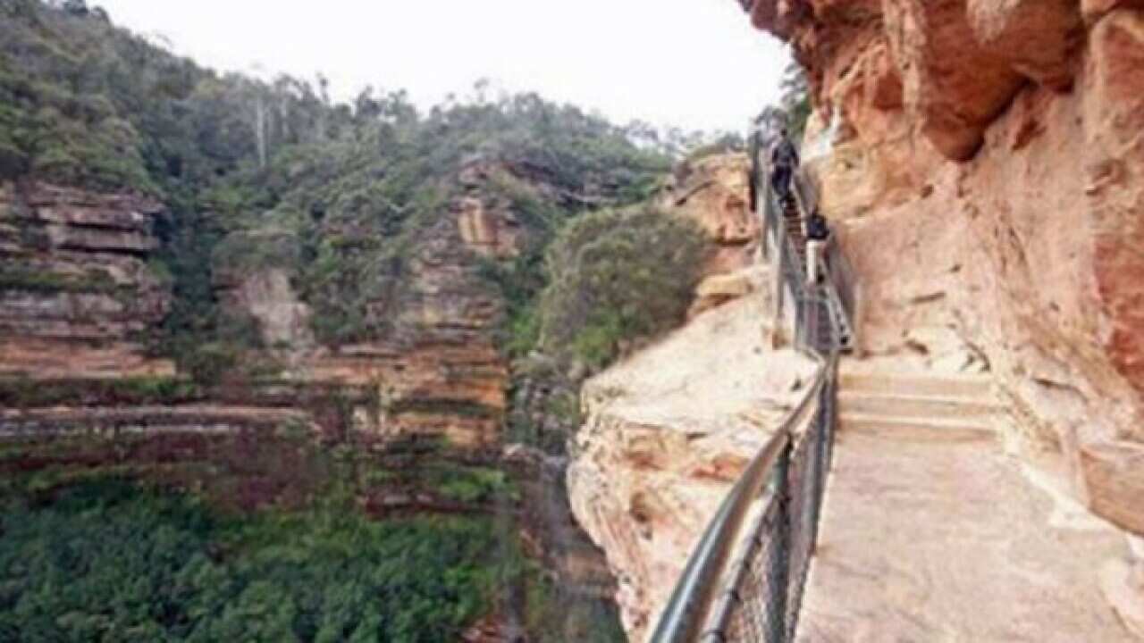 Wentworth Falls rock slide: One dead, others injured in Blue Mountains