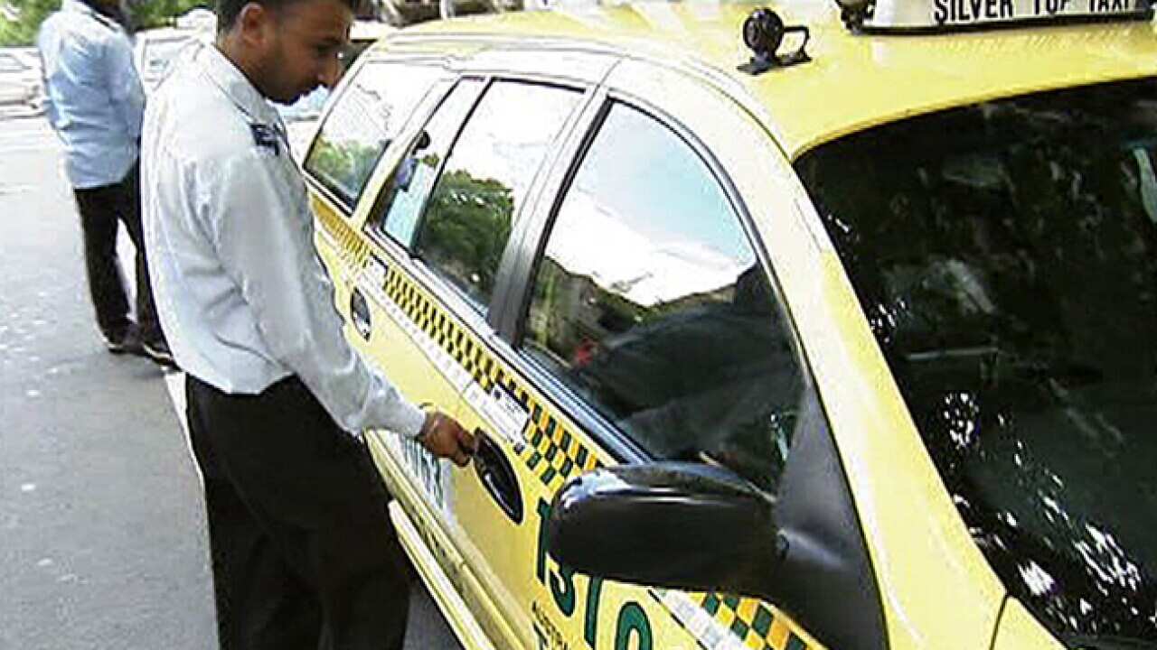 taxi_driver_B_sbs_1560355236