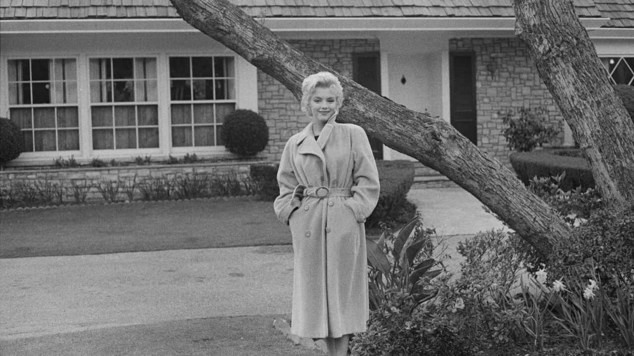 Marilyn Monroe Outside Her Home