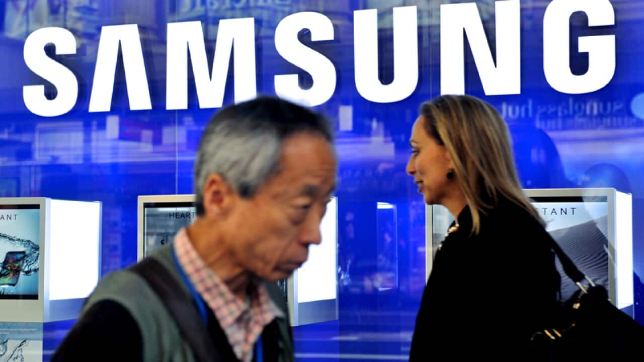Signage at a Samsung retail store