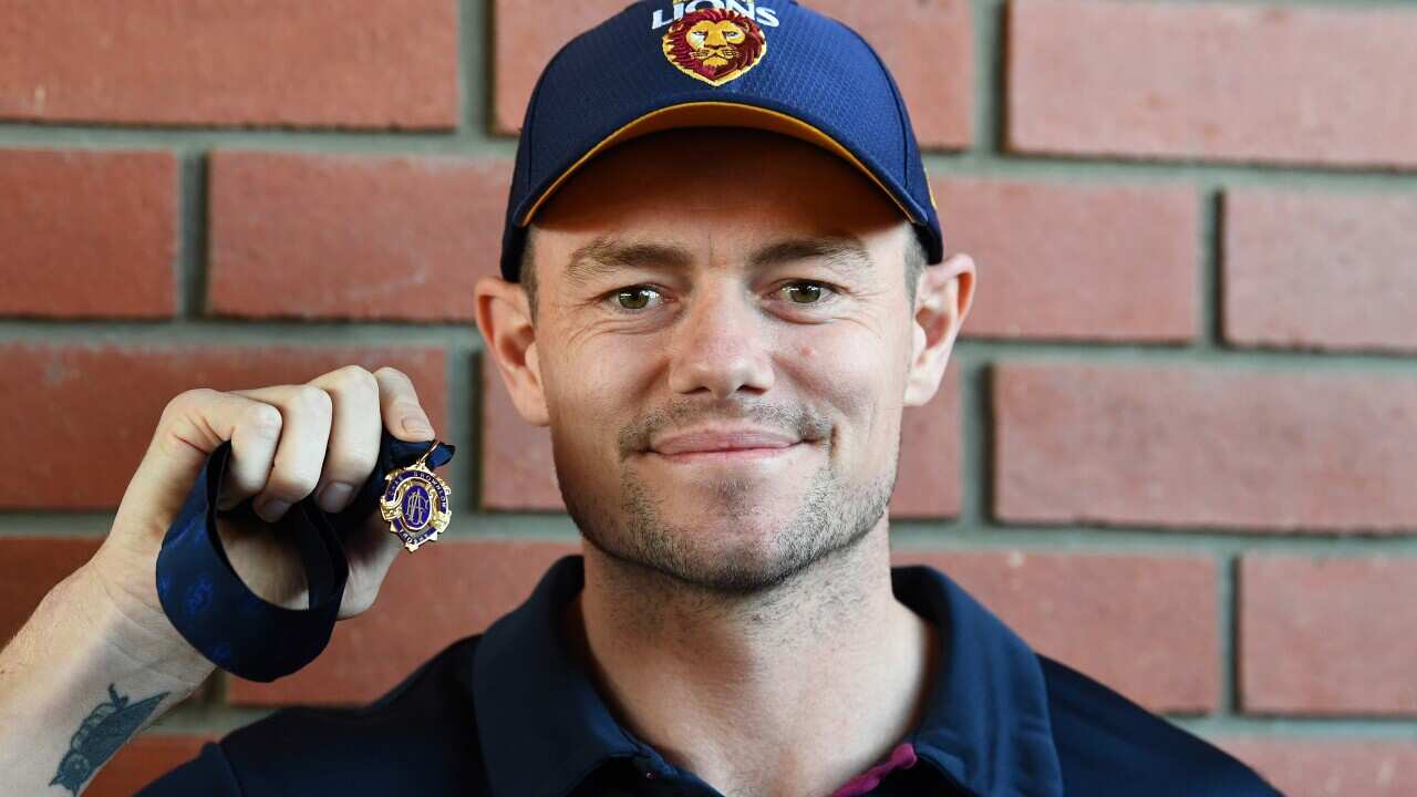 AFL BROWNLOW MEDAL WINNER PORTRAIT