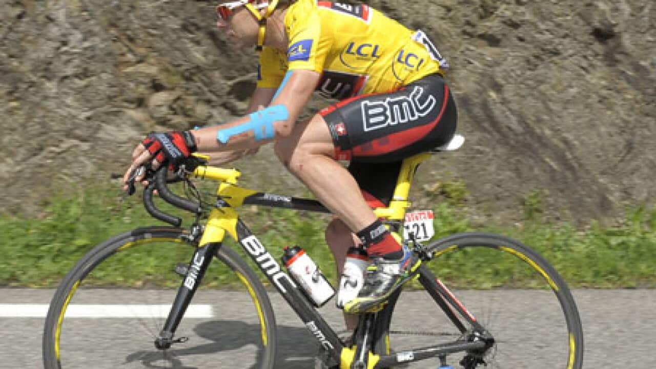 cadel_evans_100714_L_aap_1625439219