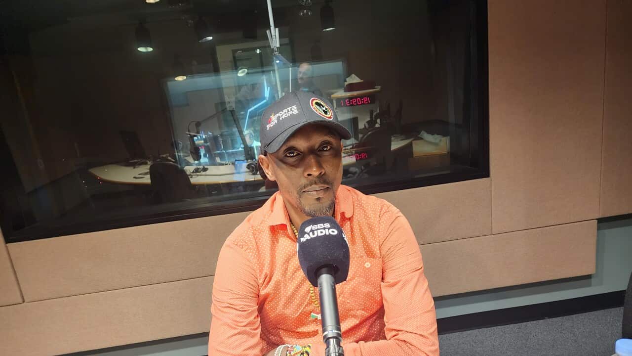 Bw Styves Derrick, Mkurugenzi Mtendaji na mtangazaji wa micheo katika redio ya Africa For Hope, Sweden, alipo tembelea SBS Swahili.