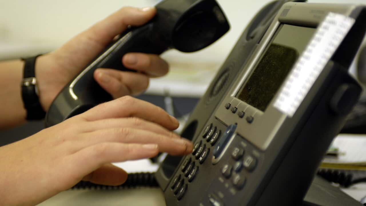 Changing lives: What it's like being a crisis-helpline volunteer | SBS ...
