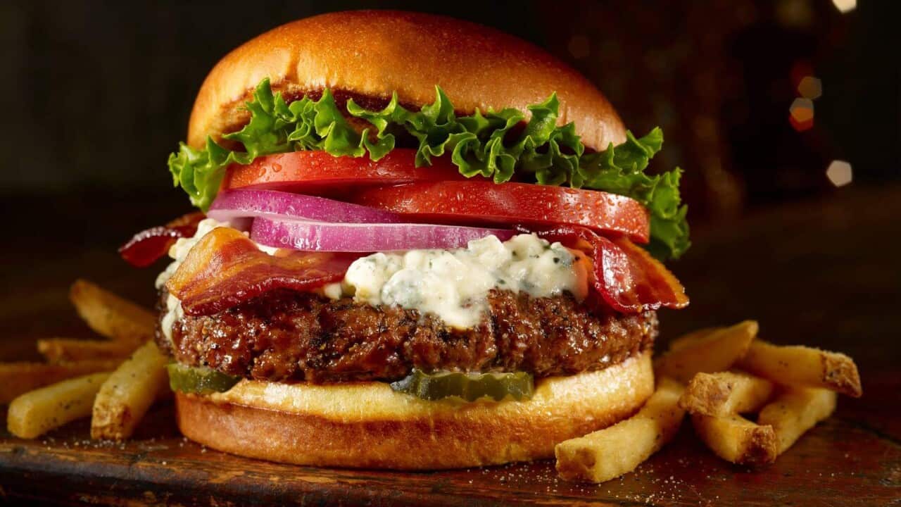 The authors concluded that increasing your weekly hamburger consumption from two to three or more may also increase your risk of severe asthma.