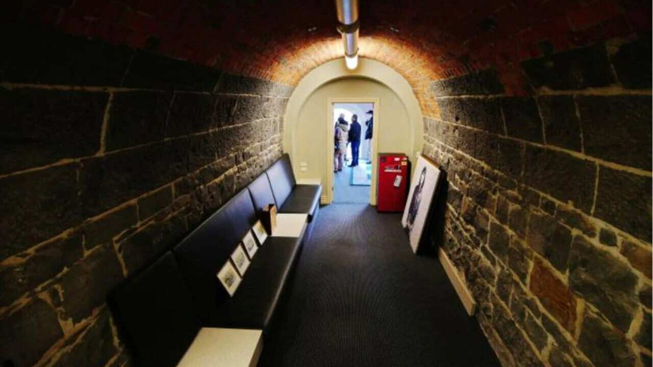 An interior of the Xin Jin Shan Library