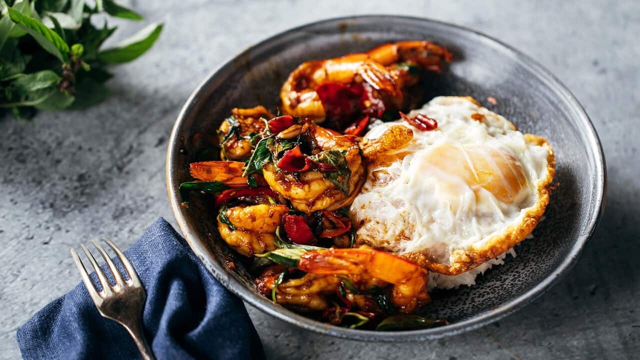 Prawns with chilli and basil