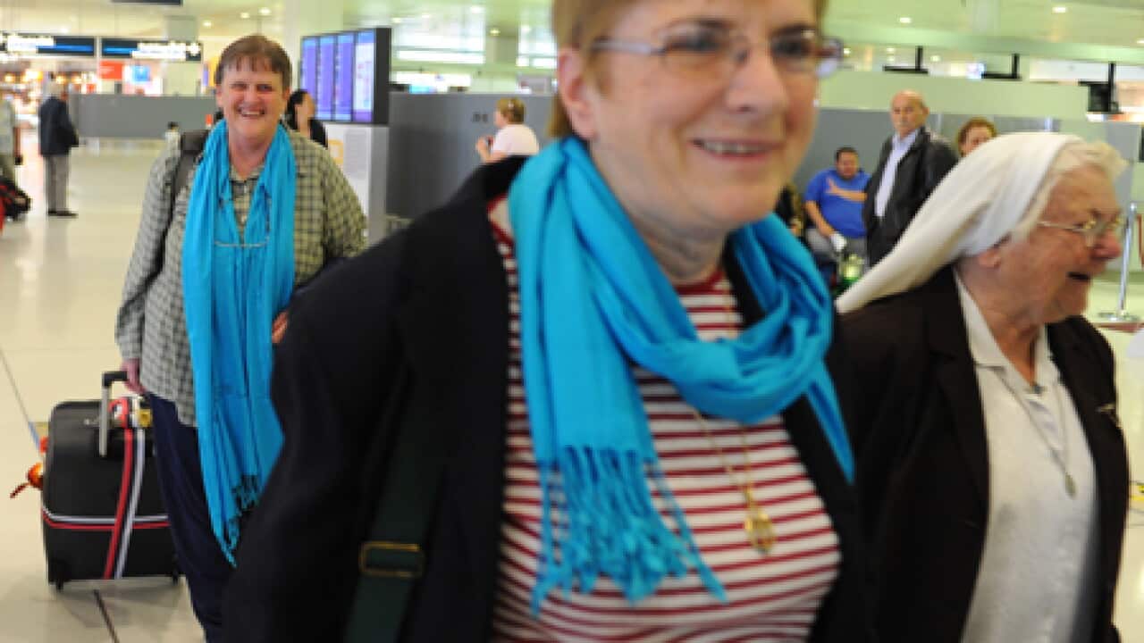 sisters_mackillop_airport_101012_B_aap_2015301640