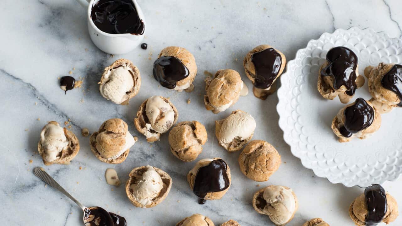 Cinnamon espresso profiteroles