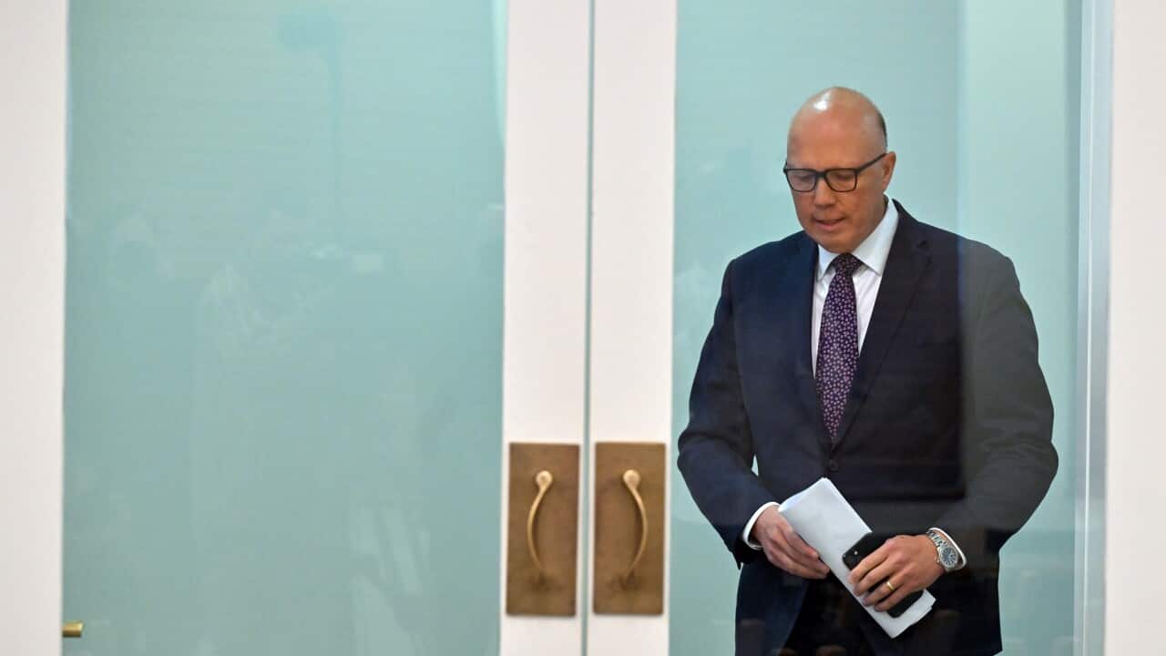 PETER DUTTON PRESSER